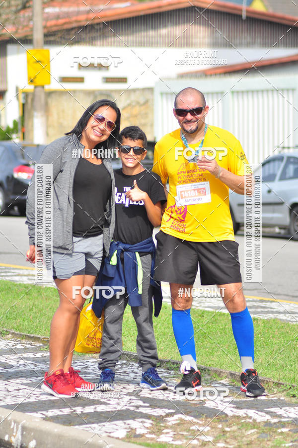 Buy your photos of the eventMeia Maratona Internacional de Peru�be on Fotop