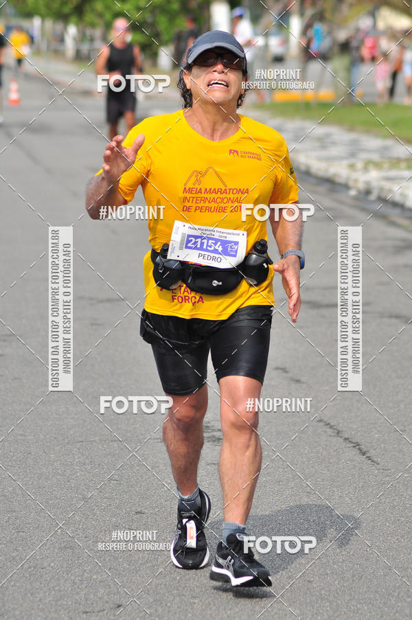 Buy your photos of the eventMeia Maratona Internacional de Peru�be on Fotop