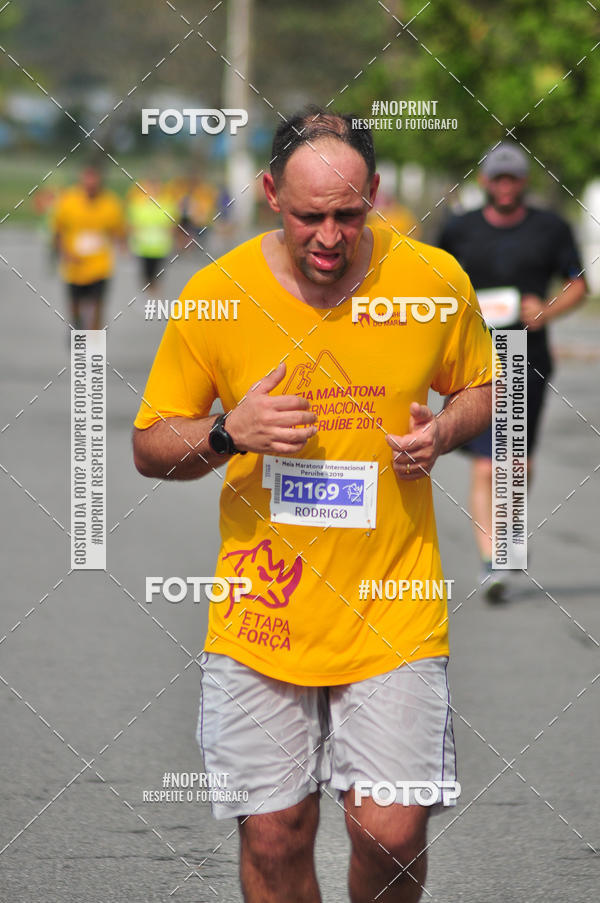 Buy your photos of the eventMeia Maratona Internacional de Peru�be on Fotop