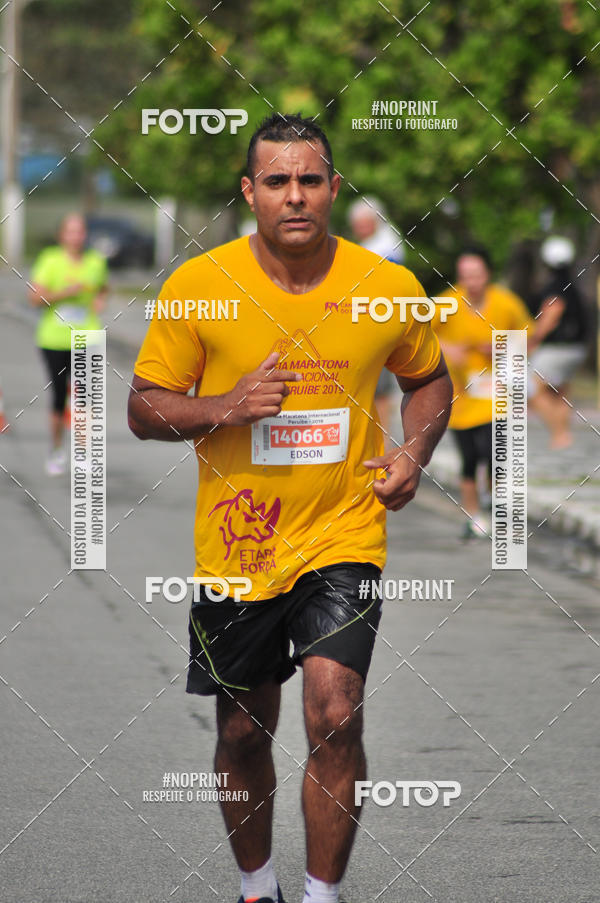 Buy your photos of the eventMeia Maratona Internacional de Peru�be on Fotop