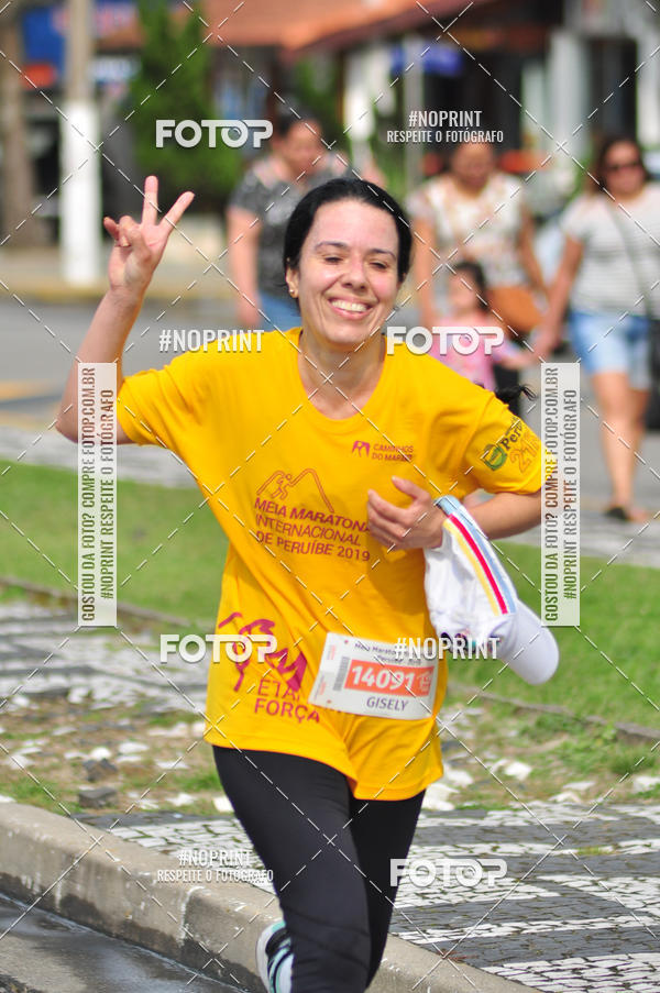 Buy your photos of the eventMeia Maratona Internacional de Peru�be on Fotop