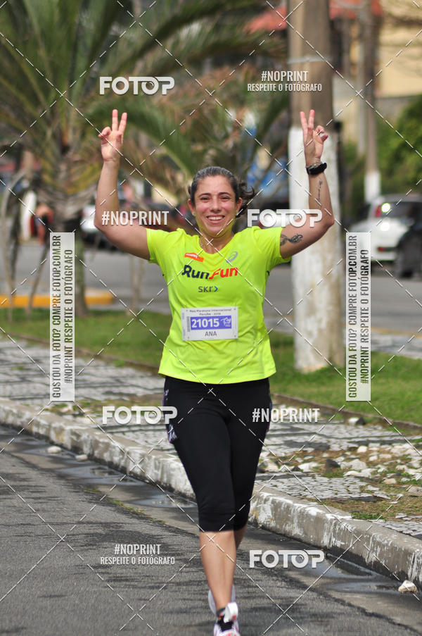 Buy your photos of the eventMeia Maratona Internacional de Peru�be on Fotop