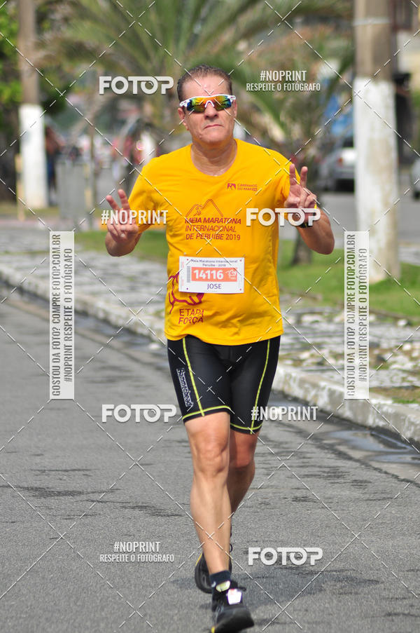 Buy your photos of the eventMeia Maratona Internacional de Peru�be on Fotop