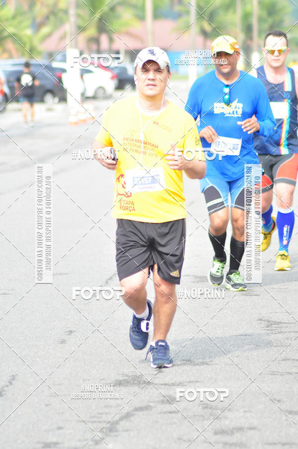 Buy your photos of the eventMeia Maratona Internacional de Peru�be on Fotop