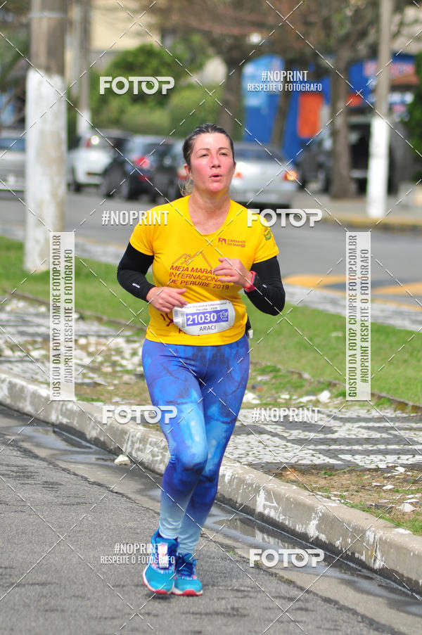 Buy your photos of the eventMeia Maratona Internacional de Peru�be on Fotop