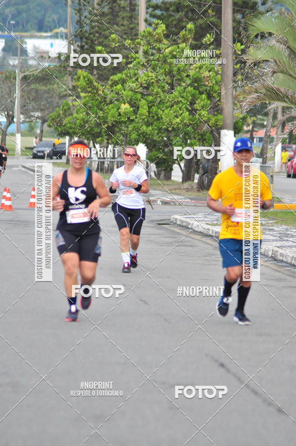 Buy your photos of the eventMeia Maratona Internacional de Peru�be on Fotop