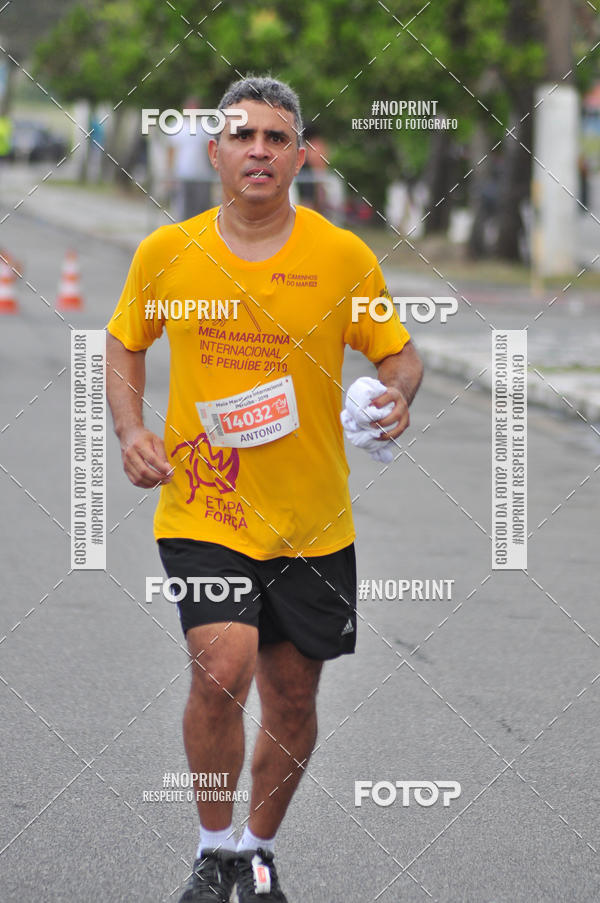 Buy your photos of the eventMeia Maratona Internacional de Peru�be on Fotop