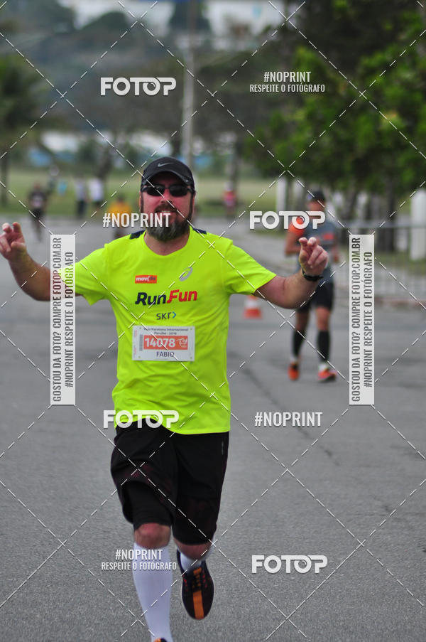 Buy your photos of the eventMeia Maratona Internacional de Peru�be on Fotop