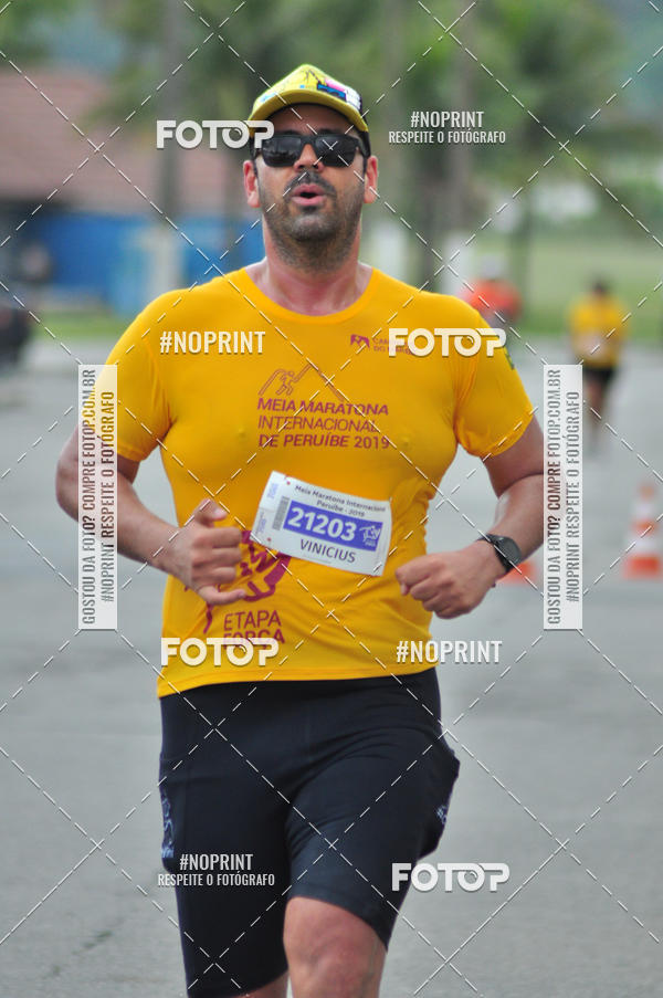 Buy your photos of the eventMeia Maratona Internacional de Peru�be on Fotop