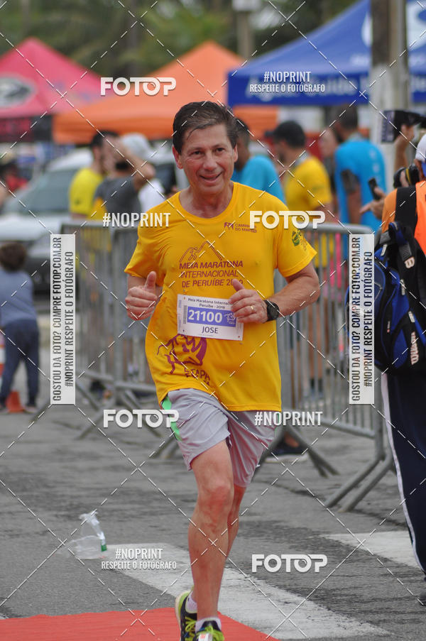Buy your photos of the eventMeia Maratona Internacional de Peru�be on Fotop