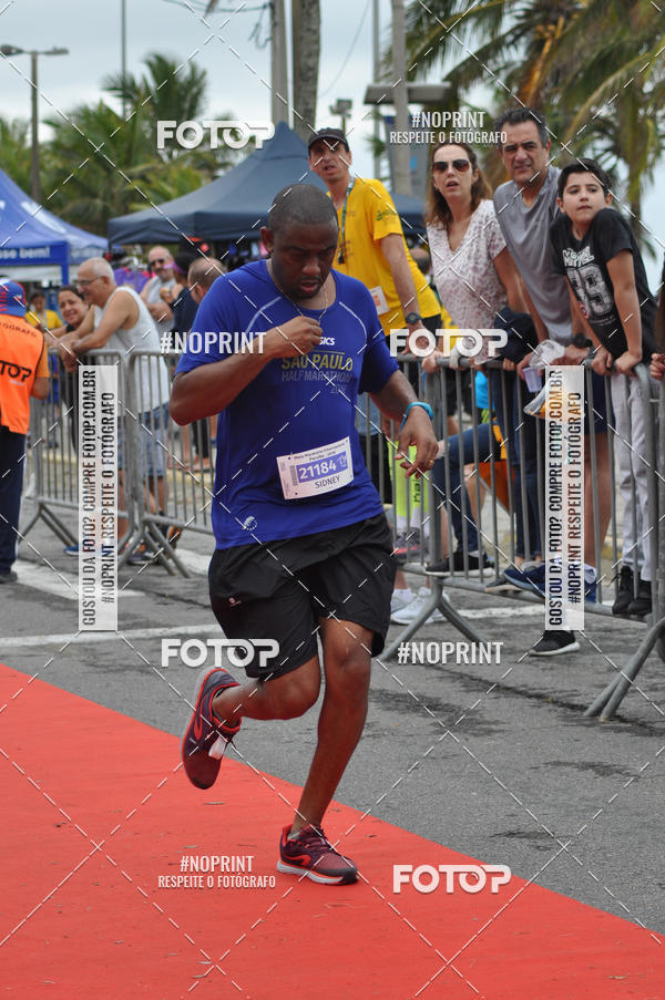Buy your photos of the eventMeia Maratona Internacional de Peru�be on Fotop