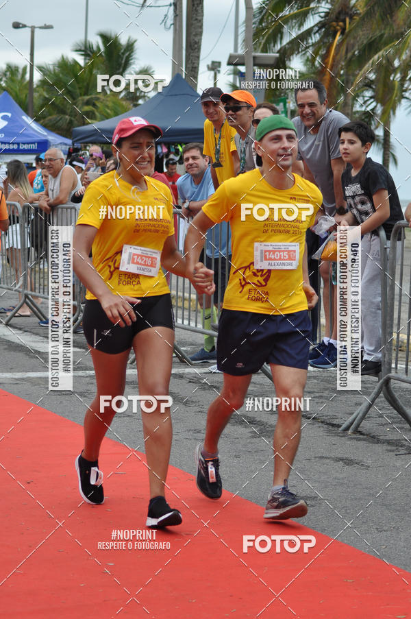 Buy your photos of the eventMeia Maratona Internacional de Peru�be on Fotop