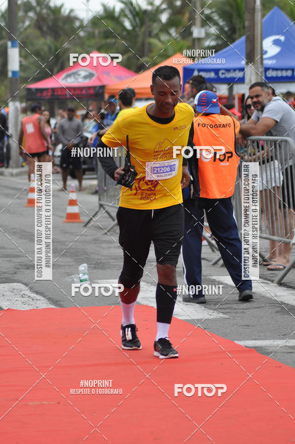 Buy your photos of the eventMeia Maratona Internacional de Peru�be on Fotop