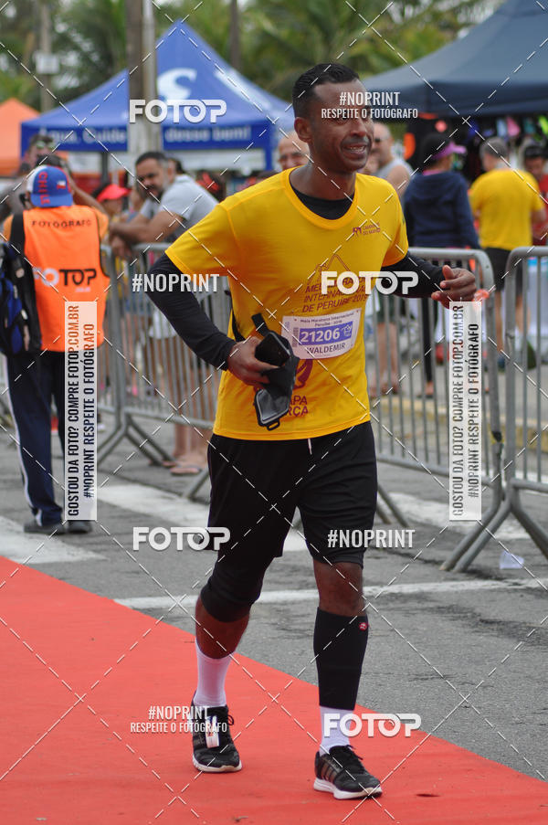 Buy your photos of the eventMeia Maratona Internacional de Peru�be on Fotop