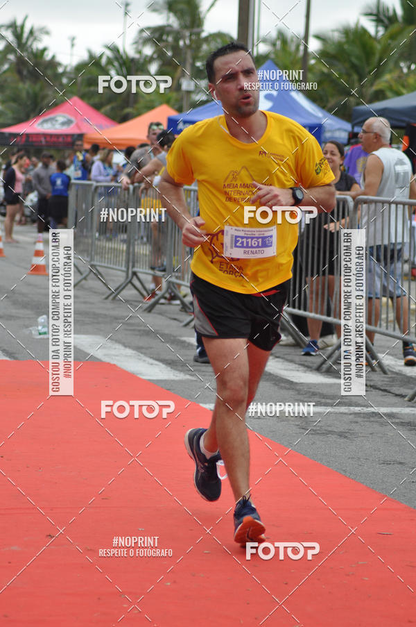 Buy your photos of the eventMeia Maratona Internacional de Peru�be on Fotop