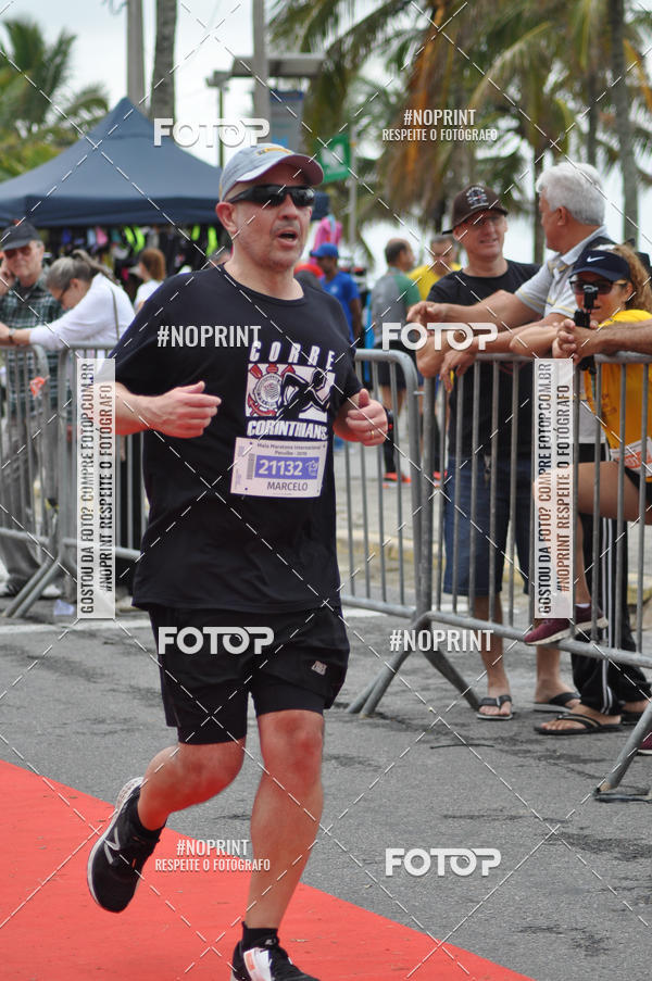 Buy your photos of the eventMeia Maratona Internacional de Peru�be on Fotop