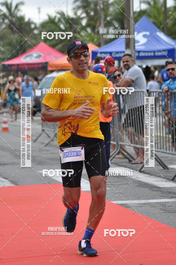 Buy your photos of the eventMeia Maratona Internacional de Peru�be on Fotop