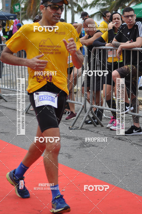 Buy your photos of the eventMeia Maratona Internacional de Peru�be on Fotop
