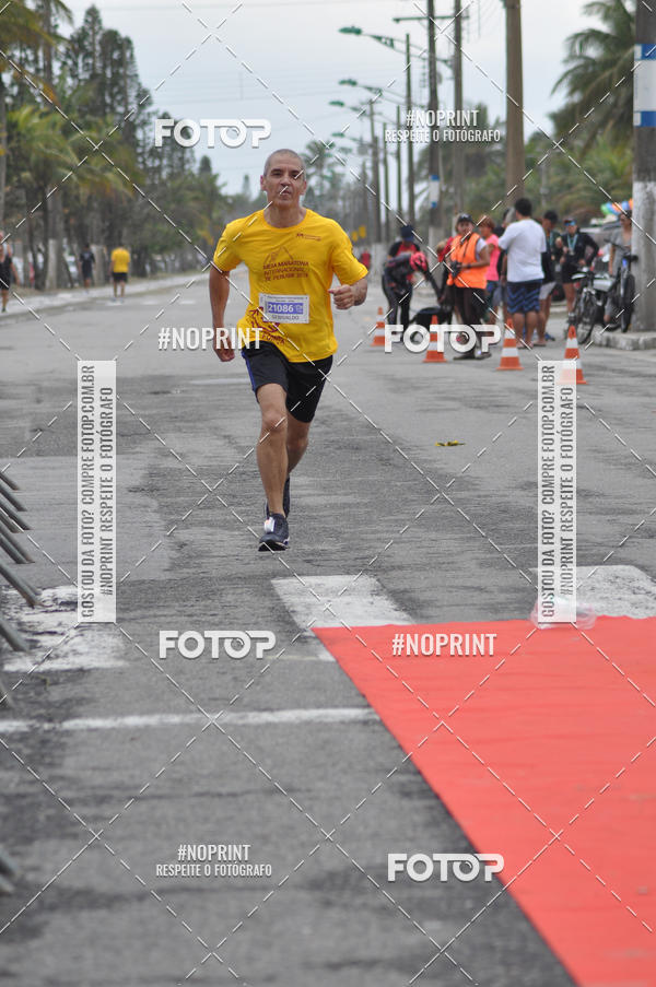Buy your photos of the eventMeia Maratona Internacional de Peru�be on Fotop