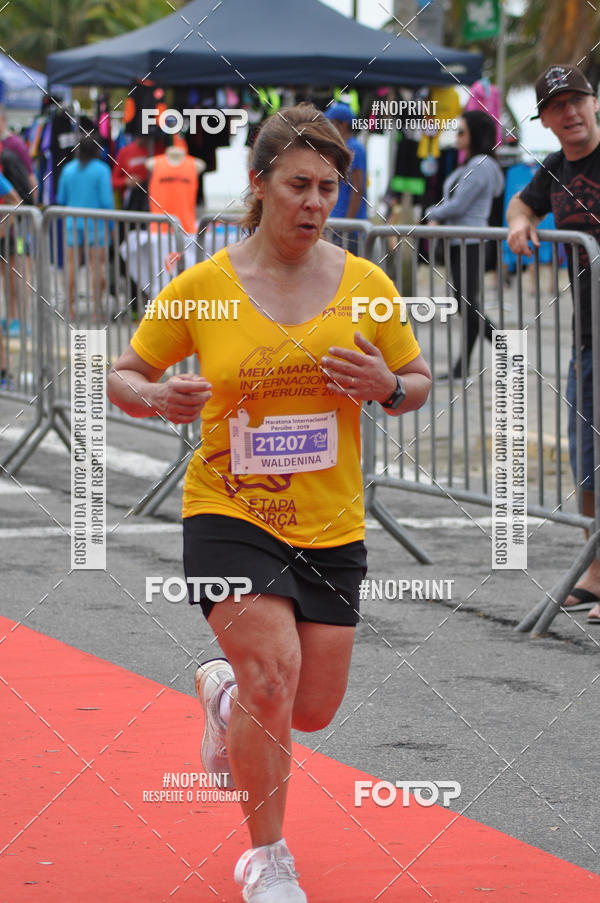 Buy your photos of the eventMeia Maratona Internacional de Peru�be on Fotop