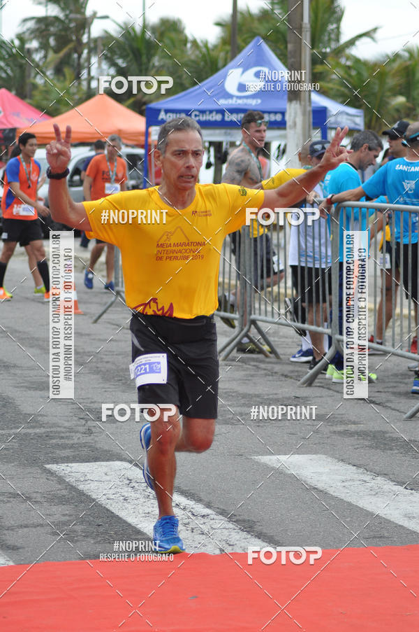 Buy your photos of the eventMeia Maratona Internacional de Peru�be on Fotop