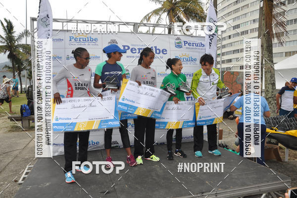 Buy your photos of the eventMeia Maratona Internacional de Peru�be on Fotop