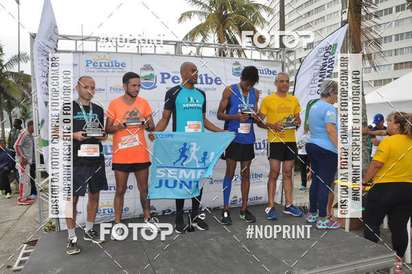 Buy your photos of the eventMeia Maratona Internacional de Peru�be on Fotop