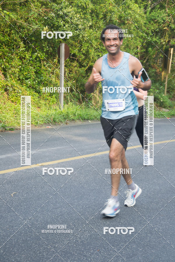 Buy your photos of the eventMeia Maratona Internacional de Peru�be on Fotop