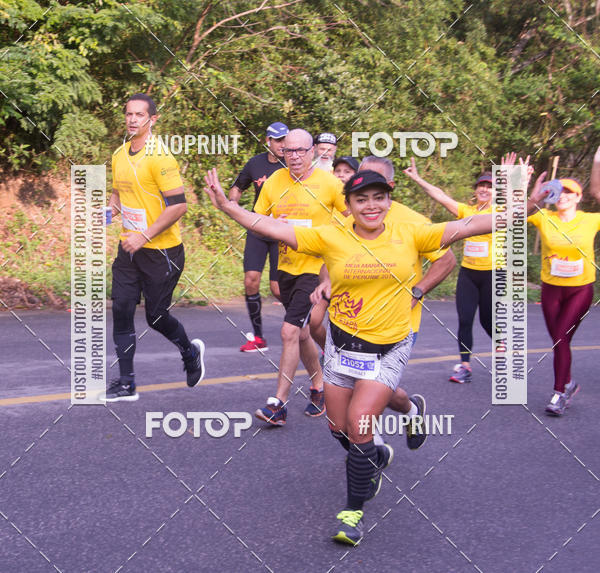 Buy your photos of the eventMeia Maratona Internacional de Peru�be on Fotop