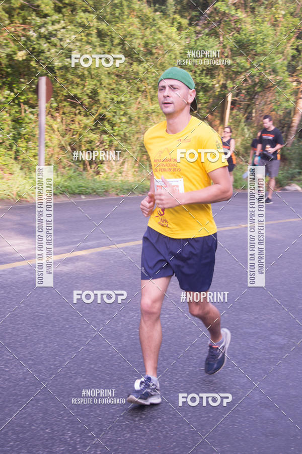 Buy your photos of the eventMeia Maratona Internacional de Peru�be on Fotop