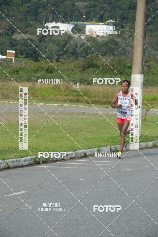 Buy your photos of the eventMeia Maratona Internacional de Peru�be on Fotop
