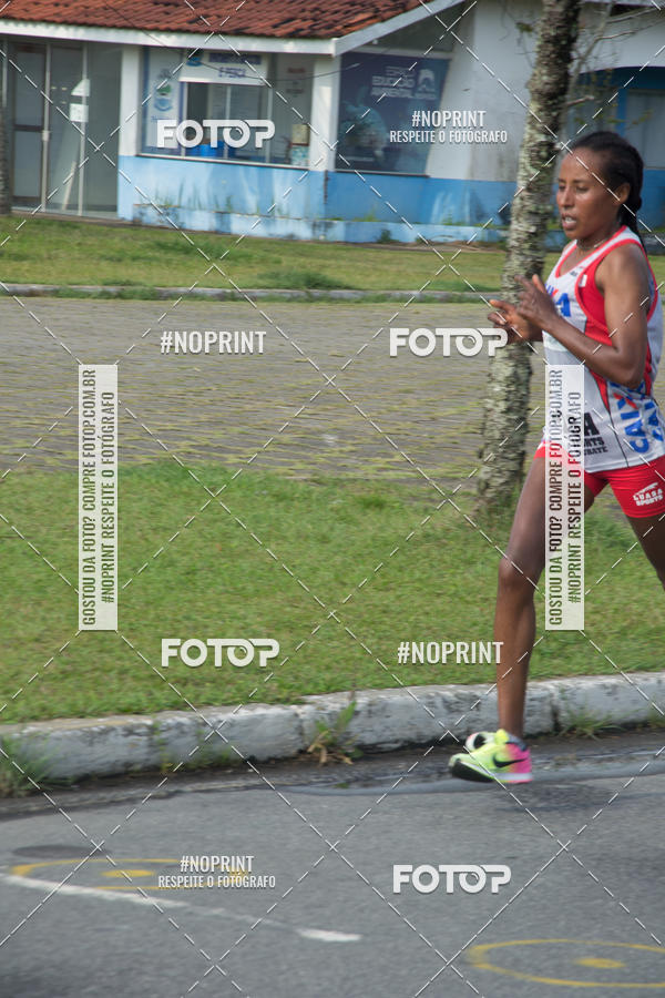 Buy your photos of the eventMeia Maratona Internacional de Peru�be on Fotop