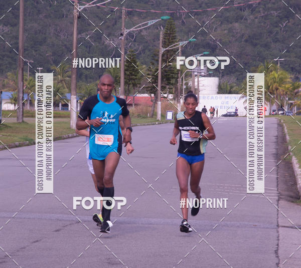 Buy your photos of the eventMeia Maratona Internacional de Peru�be on Fotop