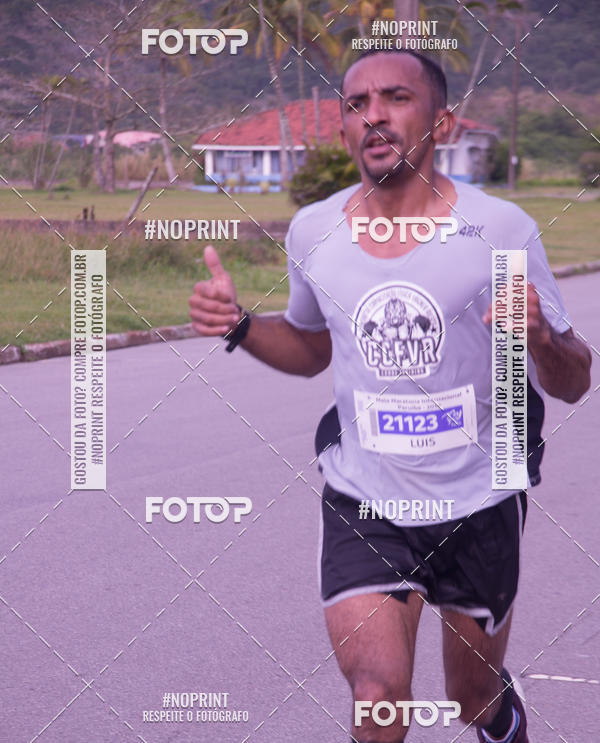 Buy your photos of the eventMeia Maratona Internacional de Peru�be on Fotop