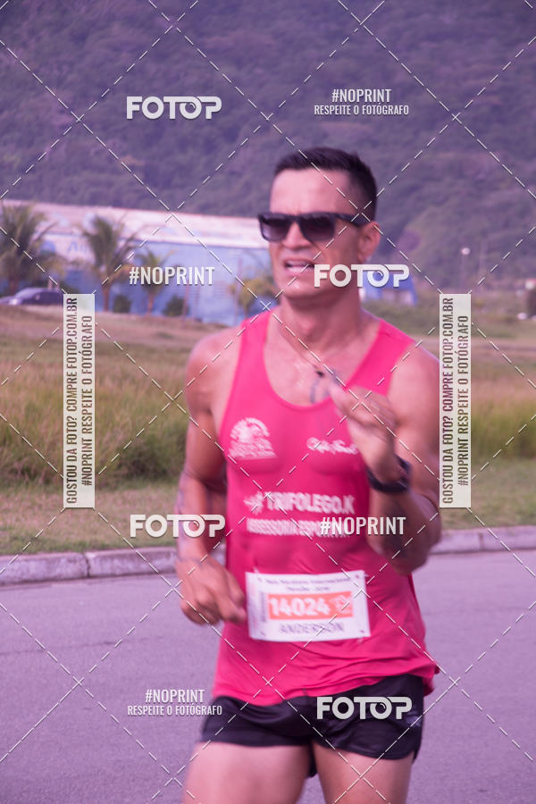 Buy your photos of the eventMeia Maratona Internacional de Peru�be on Fotop