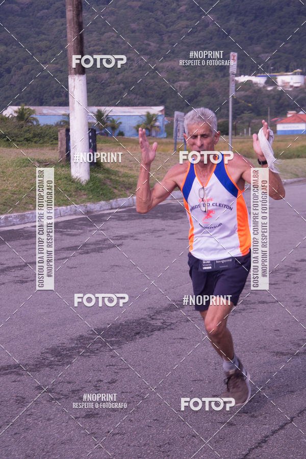 Buy your photos of the eventMeia Maratona Internacional de Peru�be on Fotop