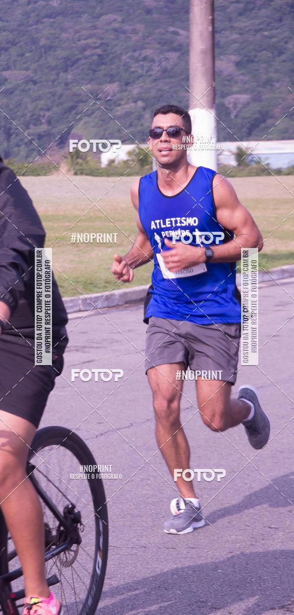 Buy your photos of the eventMeia Maratona Internacional de Peru�be on Fotop