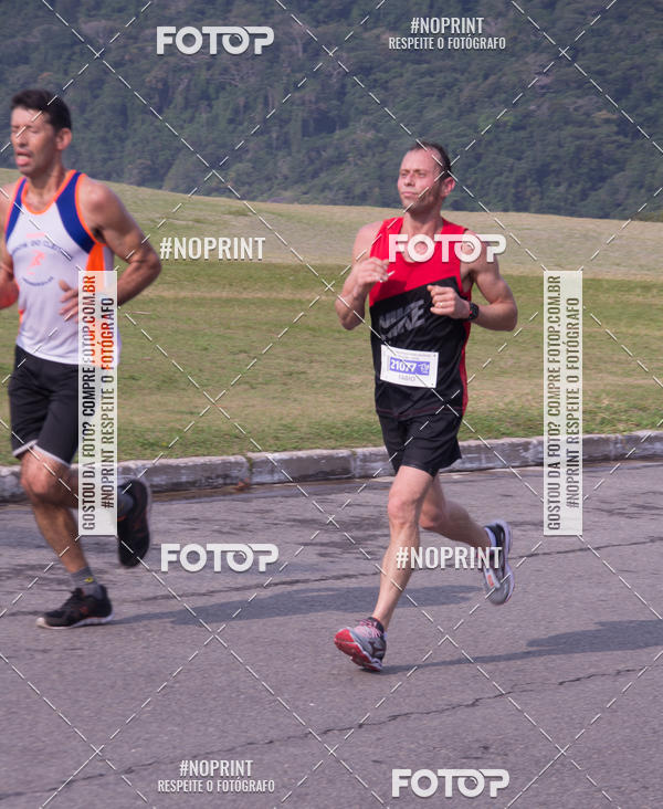 Buy your photos of the eventMeia Maratona Internacional de Peru�be on Fotop