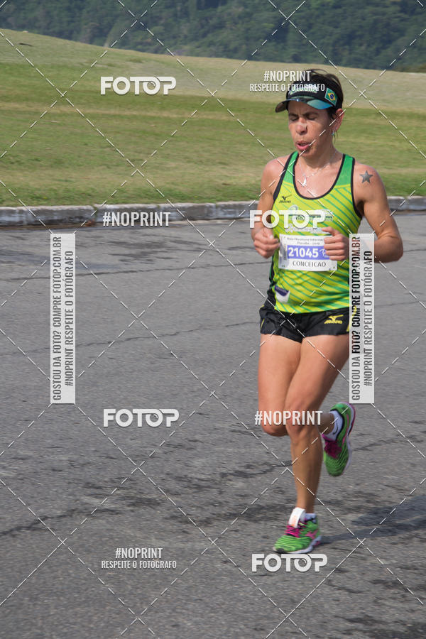 Buy your photos of the eventMeia Maratona Internacional de Peru�be on Fotop
