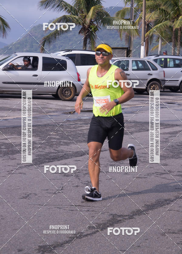 Buy your photos of the eventMeia Maratona Internacional de Peru�be on Fotop