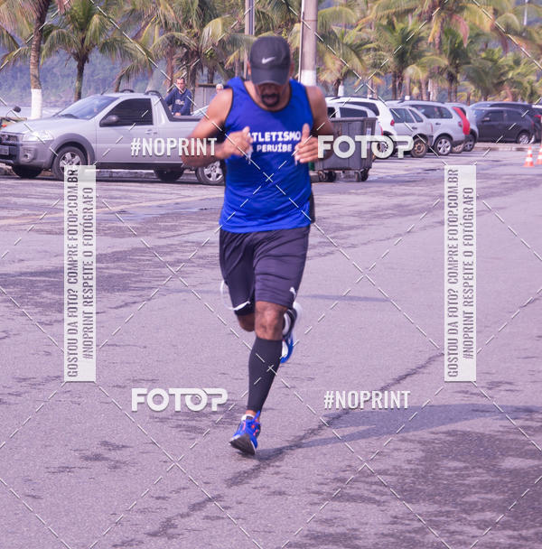 Buy your photos of the eventMeia Maratona Internacional de Peru�be on Fotop