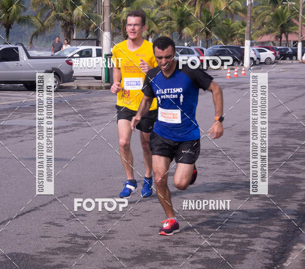 Buy your photos of the eventMeia Maratona Internacional de Peru�be on Fotop