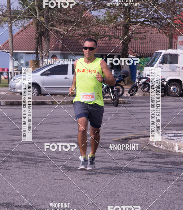 Buy your photos of the eventMeia Maratona Internacional de Peru�be on Fotop