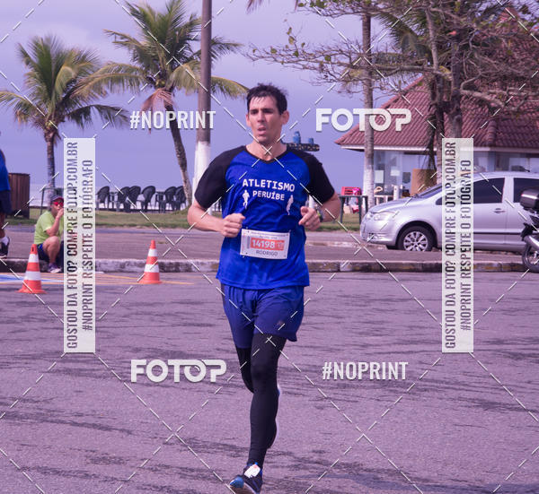 Buy your photos of the eventMeia Maratona Internacional de Peru�be on Fotop