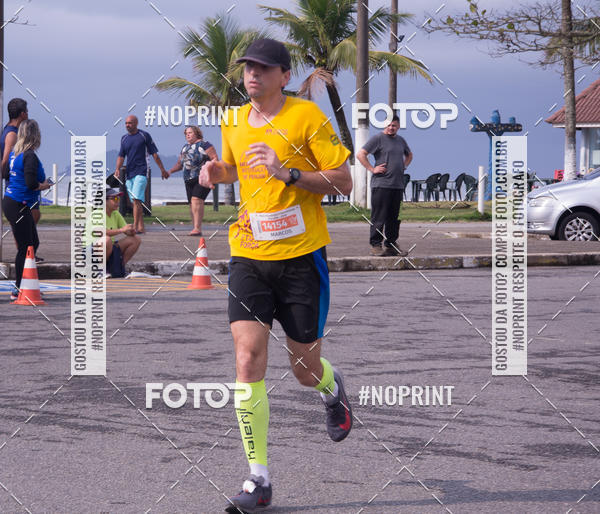 Buy your photos of the eventMeia Maratona Internacional de Peru�be on Fotop