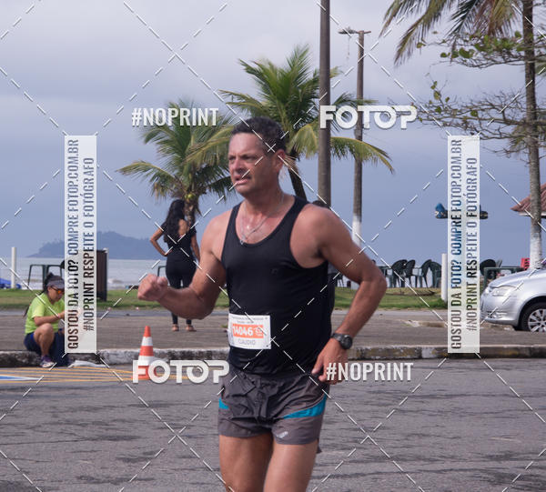 Buy your photos of the eventMeia Maratona Internacional de Peru�be on Fotop