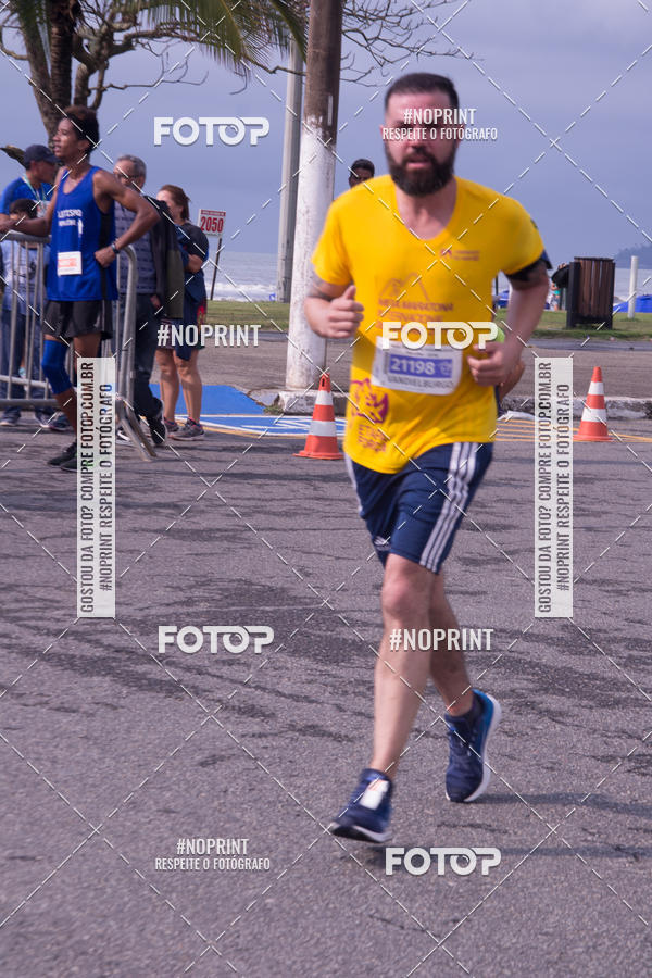 Buy your photos of the eventMeia Maratona Internacional de Peru�be on Fotop