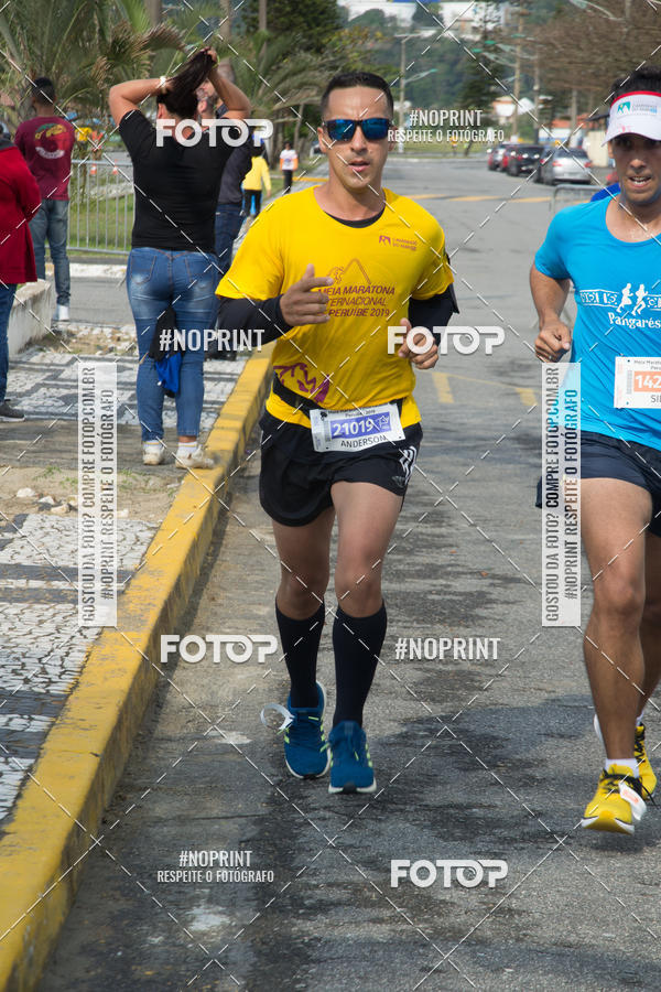 Buy your photos of the eventMeia Maratona Internacional de Peru�be on Fotop