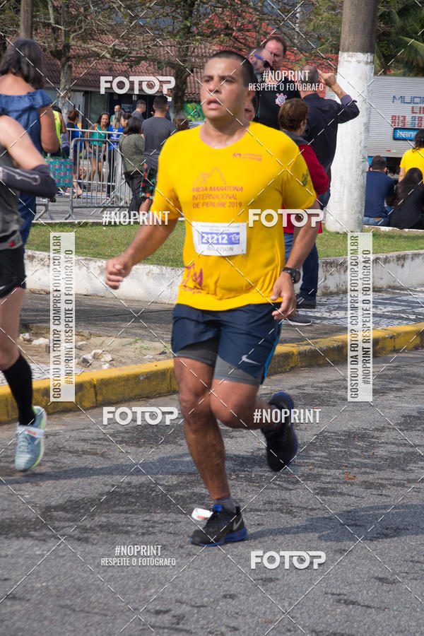 Buy your photos of the eventMeia Maratona Internacional de Peru�be on Fotop