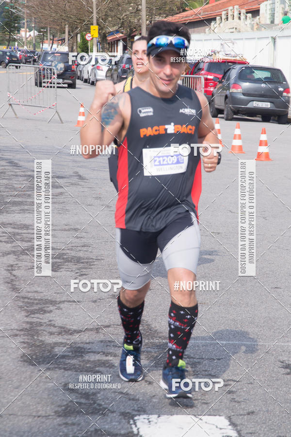 Buy your photos of the eventMeia Maratona Internacional de Peru�be on Fotop